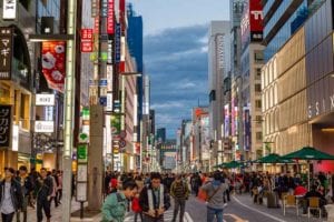 Shopping Cultural differences and similarities between Japan and North America
