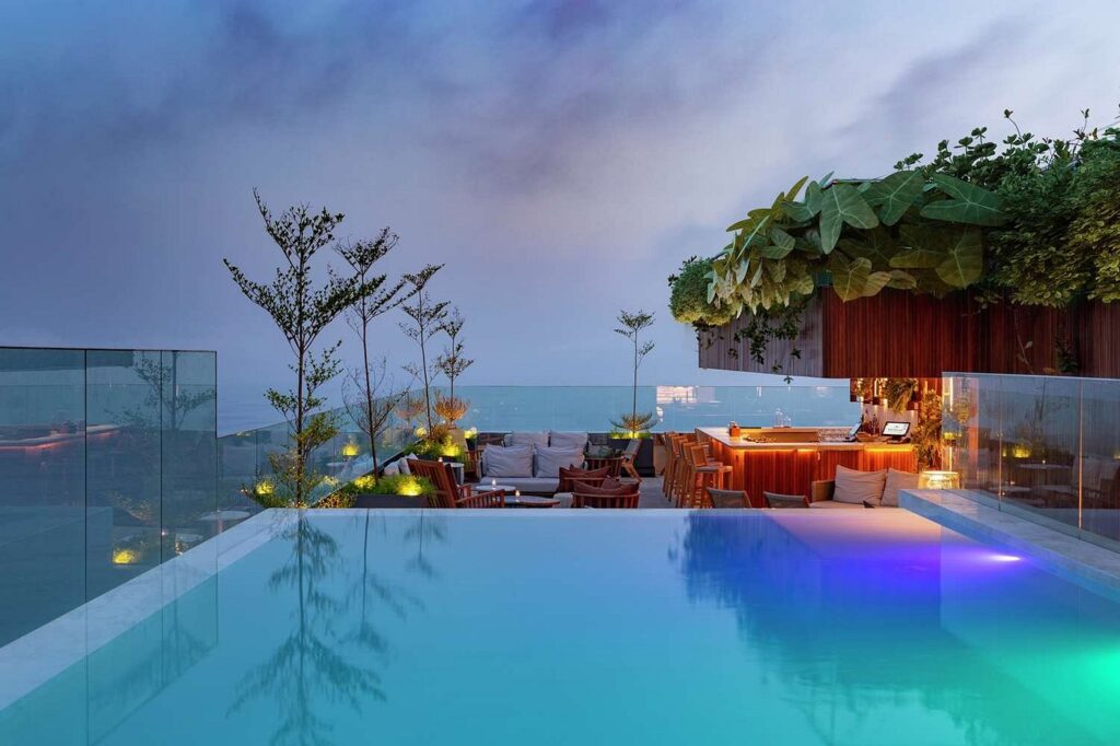 Hilton Rio Pool